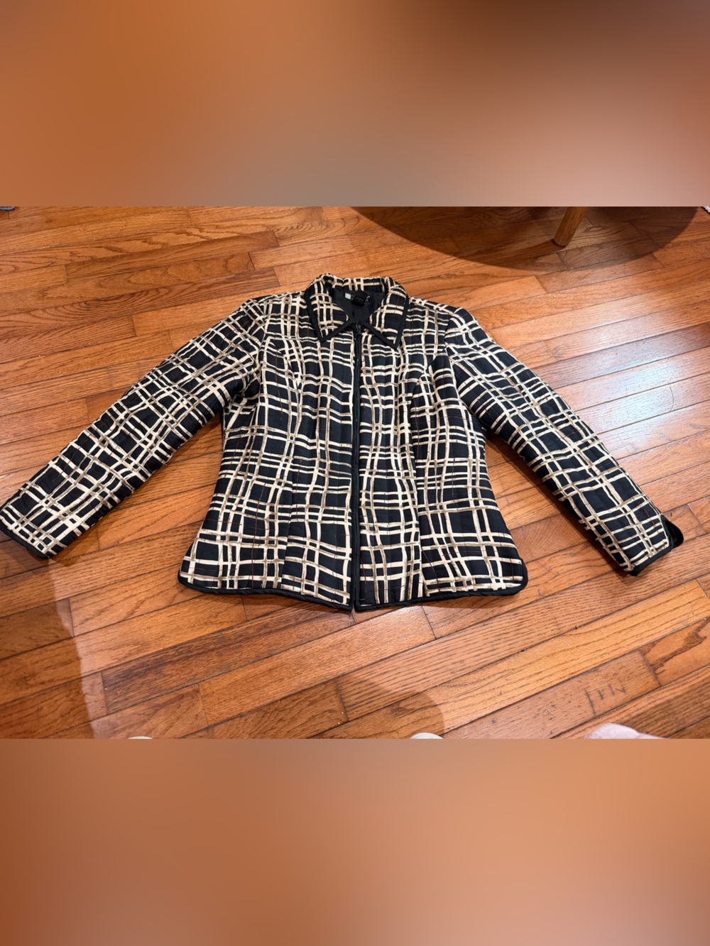 Carole Little Women's Puffer Jacket Zippered Long Sleeves 100% Silk Black Meduim